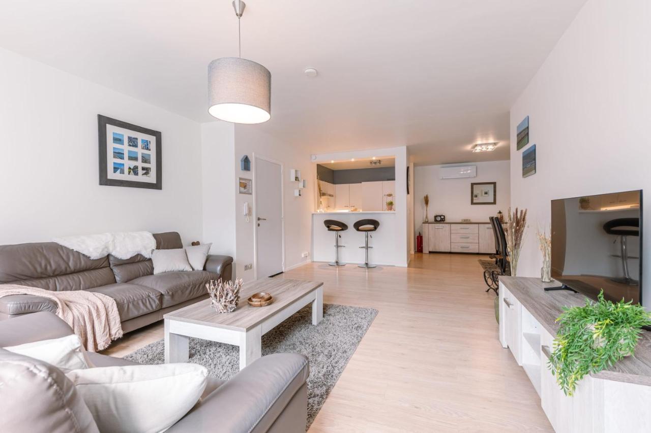Charming Apartment Near The Beach Blankenberge Extérieur photo