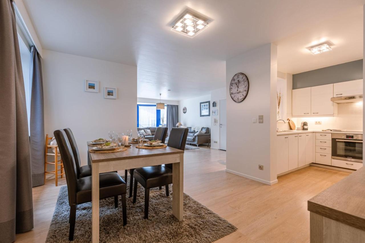 Charming Apartment Near The Beach Blankenberge Extérieur photo